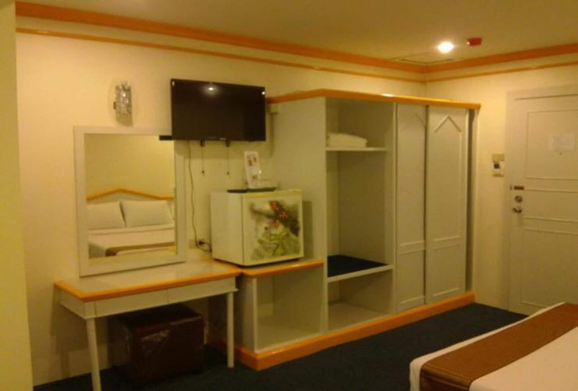 Asia Grand Hotel Хат Яй Екстериор снимка