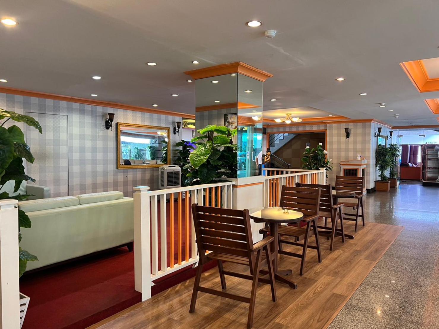 Asia Grand Hotel Хат Яй Екстериор снимка