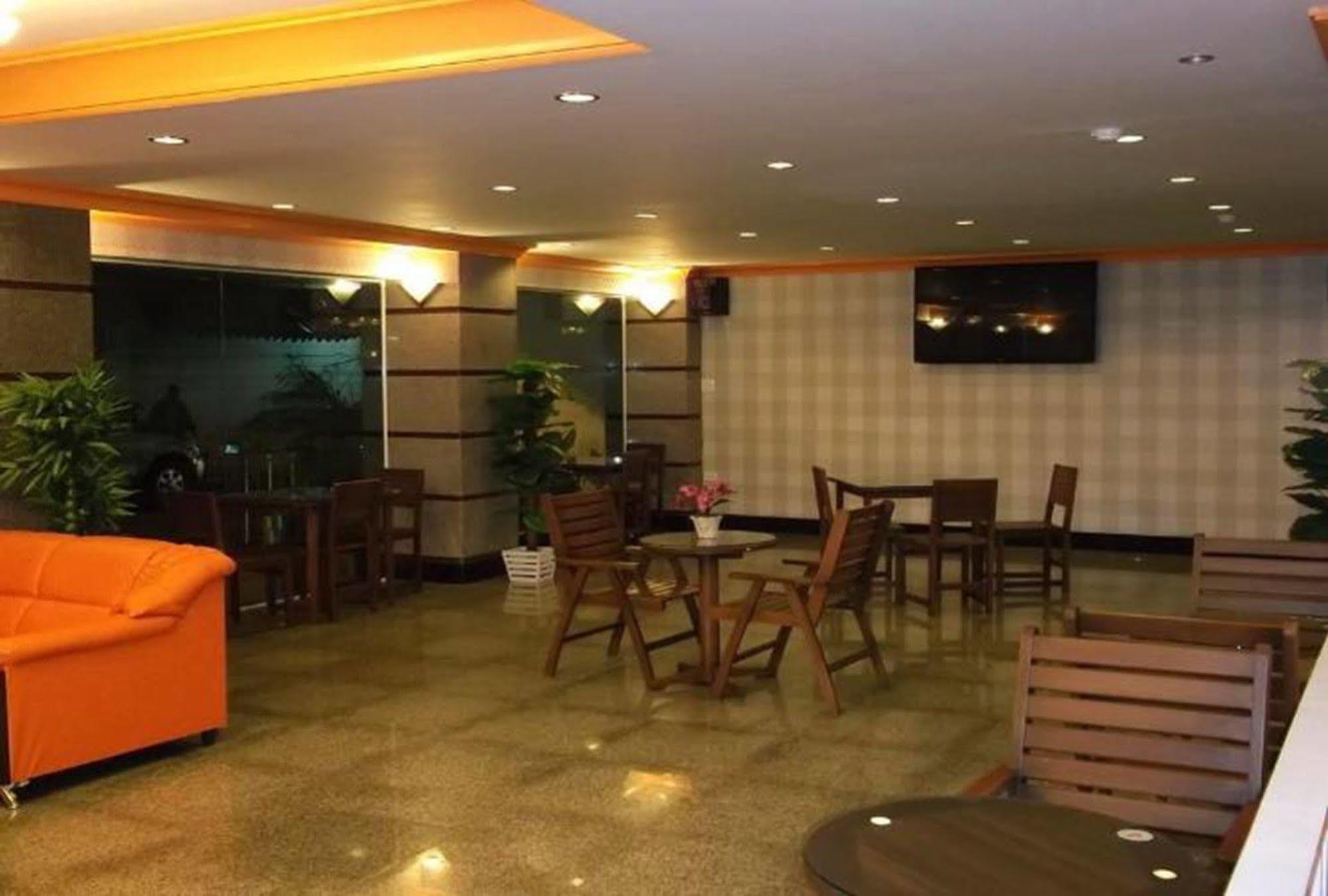 Asia Grand Hotel Хат Яй Екстериор снимка